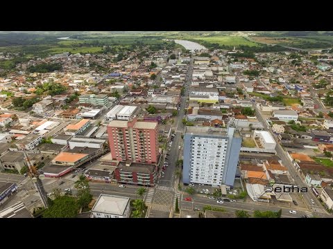 Sobrevoando a avenida em Registro SP com phantom3 dji go
