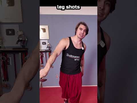 Only NOOBS block Leg Shots! #sword #martialarts #hema