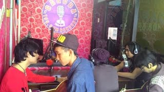Download lagu D'wapinz Band - Live Berharap Kau Setia Garuda Fm (Bandung) mp3 Download lagu D'wapinz Band - Live Berharap Kau Setia Garuda Fm (Bandung) mp3