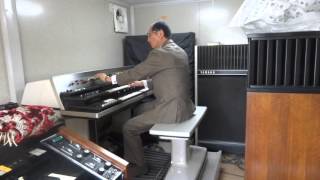 Video thumbnail for Hitoshi Toshi Asano plays There are such things on Electone EX-42 by Hitoshi Asano
