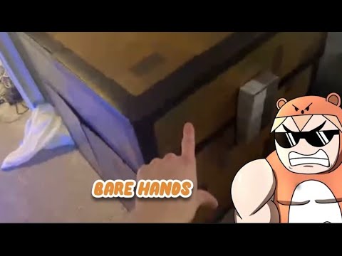 Socksfor1 reveals what's INSIDE of Laff's in real life chest