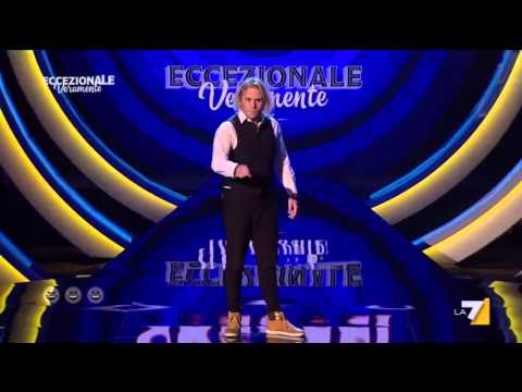 Matteo Colucci, monologhista in cerca di risposte