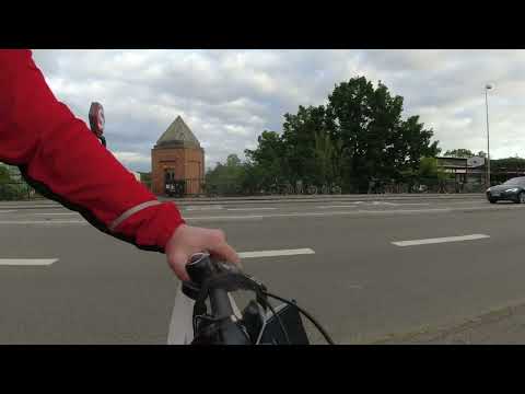 MongoTV_9525 - MIN SOMMER 2022 - Del 5 - Cykler Til LIDL - Sælger Flasker - Spiser Pølse Tankstation