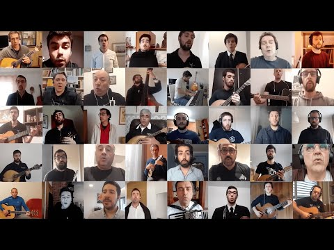 À Meia Noite Ao Luar video
