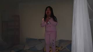 buổi biểu diễn của 2 chị em