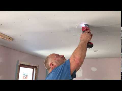 Milwaukee M18 Cut Out Tool short clip