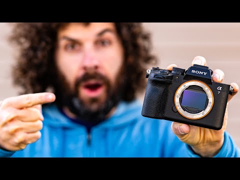 SONY a7 V REAL WORLD pREVIEW: A GRAND SLAM?!? (vs Canon R6 Mark III)