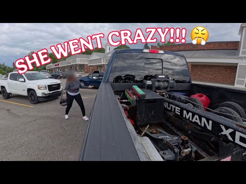 She went crazy! (Repo)
