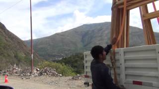 preview picture of video 'Saliendo de Quillabamba, Departamento de Cusco, Perú'