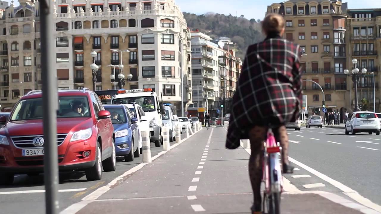Video: Surf- en taalreis in San Sebastián – Spaans leren en surfen