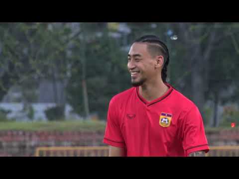 All eyes on Billy Ketkeophomphone in Laos' training ahead of their #AFFSuzukiCup2020 Group B opener