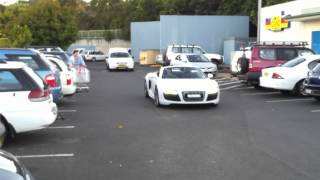preview picture of video 'Audi R8 V10 Spyder'