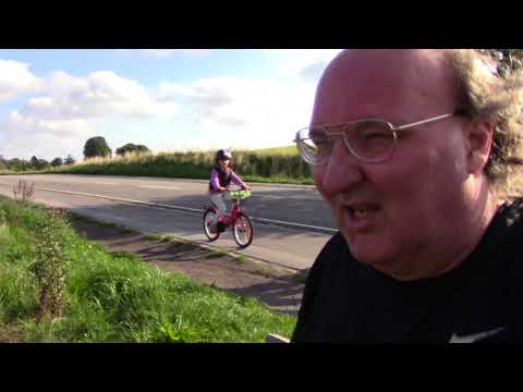 MongoTV_1438 - Youtuber John Går En Tur og Holder En TALE 10 Minutter Ved En BÆNK