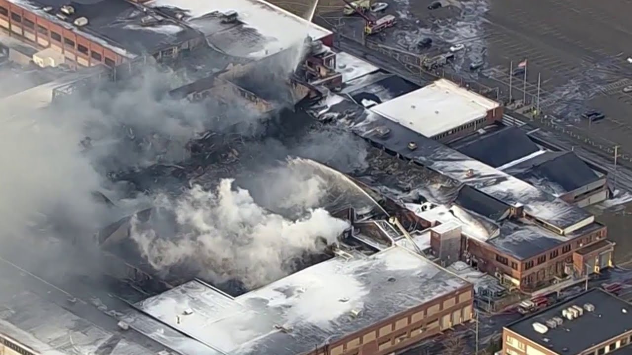 Firefighters recalled to Abington warehouse fire