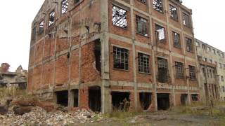 preview picture of video 'Opuszczone ruiny papierni w Kaletach'