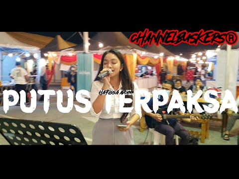 Harissa Adlynn sedapnya suara dia! sweet! suara secomel orangnya lemak merdu . . . tak puas dengar