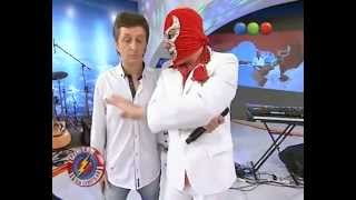 Cantante Enmascarado con Poncho - Complaceme Nena (Please Me)