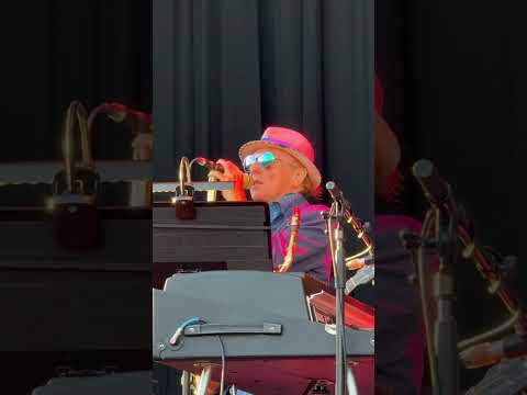 Van Morrison en Noches del Botánico: el blusero gruñón también sabe sonreír