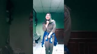 Download lagu SATPOL PP CANTIK TIK TOK BY DILLA mp3