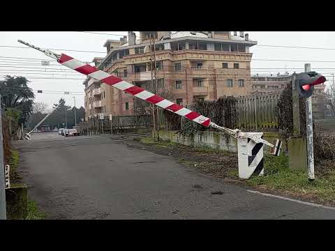 Passaggio a livello di Via Pisani Dossi - Novara