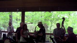 You Call Everybody Darlin'