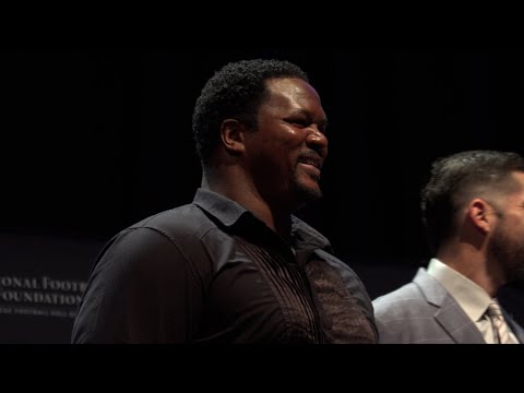 Bryant McKinnie Reflects on His Career in this Journey to Greatness