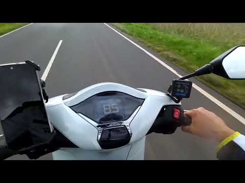 Honda SH 350 0-100 in 8 Sekunden