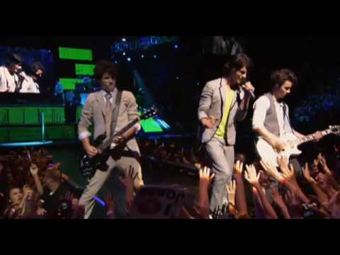 Jonas Brothers - Extrait du concert !!!! I Disney