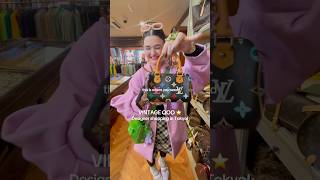 Download lagu Vintage designer shopping in Tokyo! 👜❤️ #tokyo #vintageqoo #japantravel #japanshopping #chanel mp3