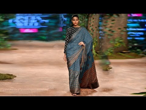 download lagu mp3 mp4 Shalini James Fashion Designer, download lagu Shalini James Fashion Designer gratis, unduh video klip Shalini James Fashion Designer