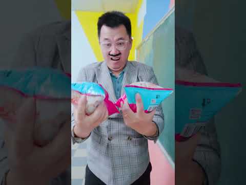 Snacks weren't allowed in class, but she found a way 🧠🍟 #anhchinh #funny #trending #shorts