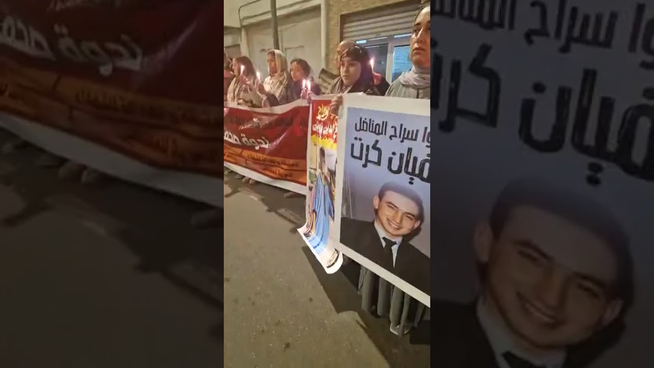 وقفة صامتة لعائلات شهداء ومعتقلي أحداث القليعة.. 