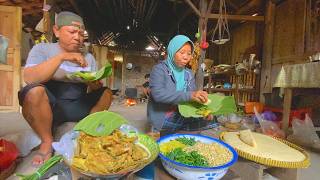 Download lagu Jualan Sejak Th 80an...!!! Warung Pawon Jadul Ini Masih Setia Dengan Menu Khas Pedesaan mp3