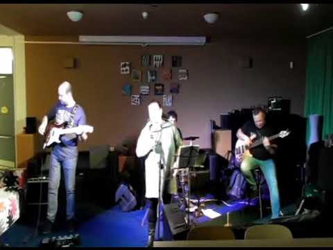 Manon - Manon  Neříkej 04