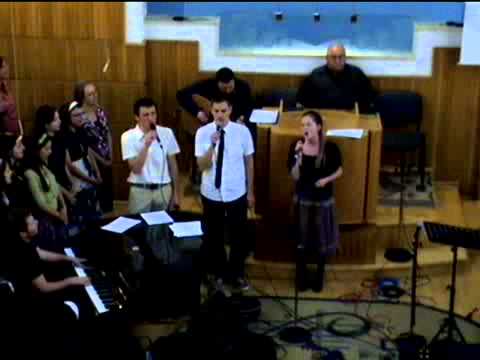 Corul Zorilor   Un cantec de lauda, Noi cantam