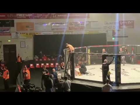 Patrick Lehane vs. Shane Geraghty (K.O) - Cage Warriors 110