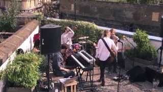 Rooftop Sessions: Kieran Leonard & The Horses - Well Well Well