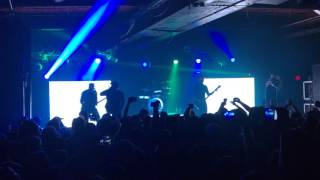 The Devil Wears Prada - Praise Poison (Rise Up Tour 2016, ATL)
