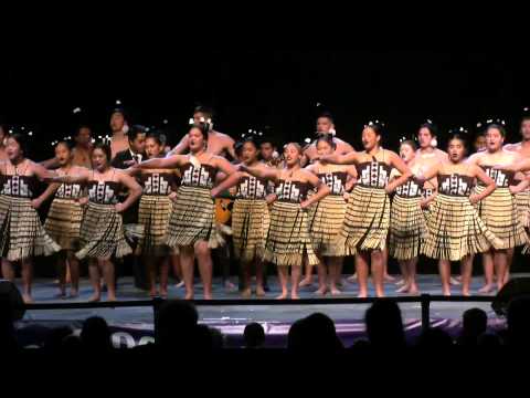 Kapo Kapo 2014 - tkkmop Wharekura at concert #5