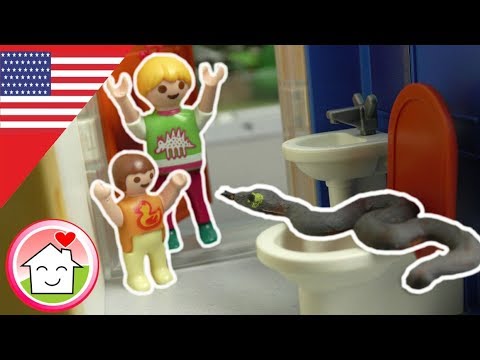 Playmobil english Snake in the Restroom? - The Hauser Family - toy films for kids