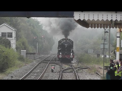 5043 roaring through The Welsh Marches at Abergavenny 20/09/2014