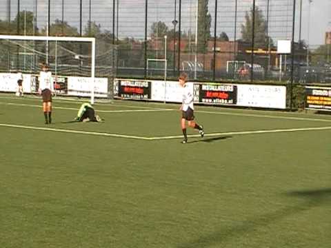 24 mei 2011 VV De Meern D1 - VV De Meern D3  goal Sander