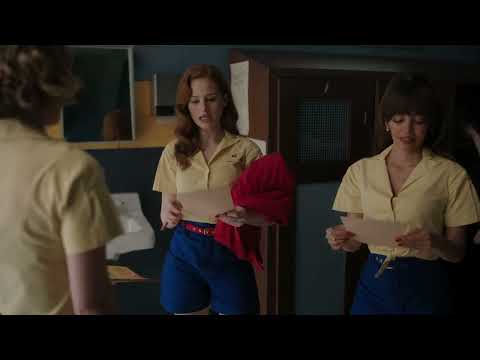 Veronica Invites Everyone To Polly's Show - Riverdale 7x16 Scene