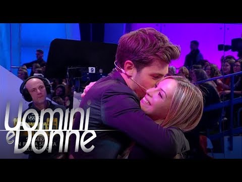 Men and Women, Classic Throne - Lorenzo vs. Andrea