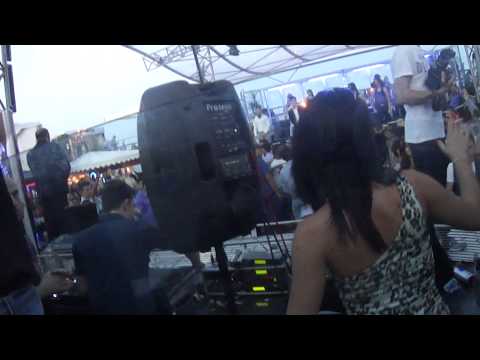 who's gonna save the world tonight?...Enzo Falivene Dj