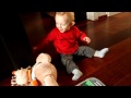 Finn Knuffelt En Kruipt