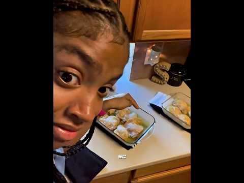 She Thought Her Mom Cooked A Fresh Meal For Her Until She Found Out The Truth