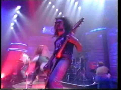 FAITH NO MORE on Top Of The Pops 1990 FROM OUT OF NOWHERE