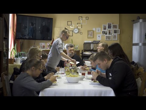 Latvijas Stāsti. Krevicu ģimene