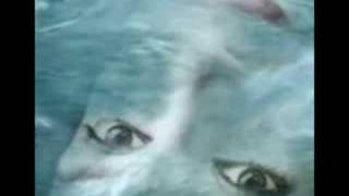 Le Carezze Lyrics English Translation